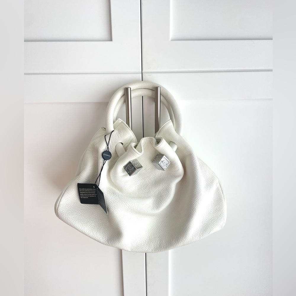 CHANEL BRAND NEW “Dice Handbag” White Leather - Picture 3 of 12